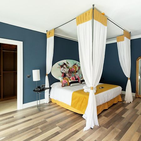 Hotel Altos De Istan Bagian luar foto
