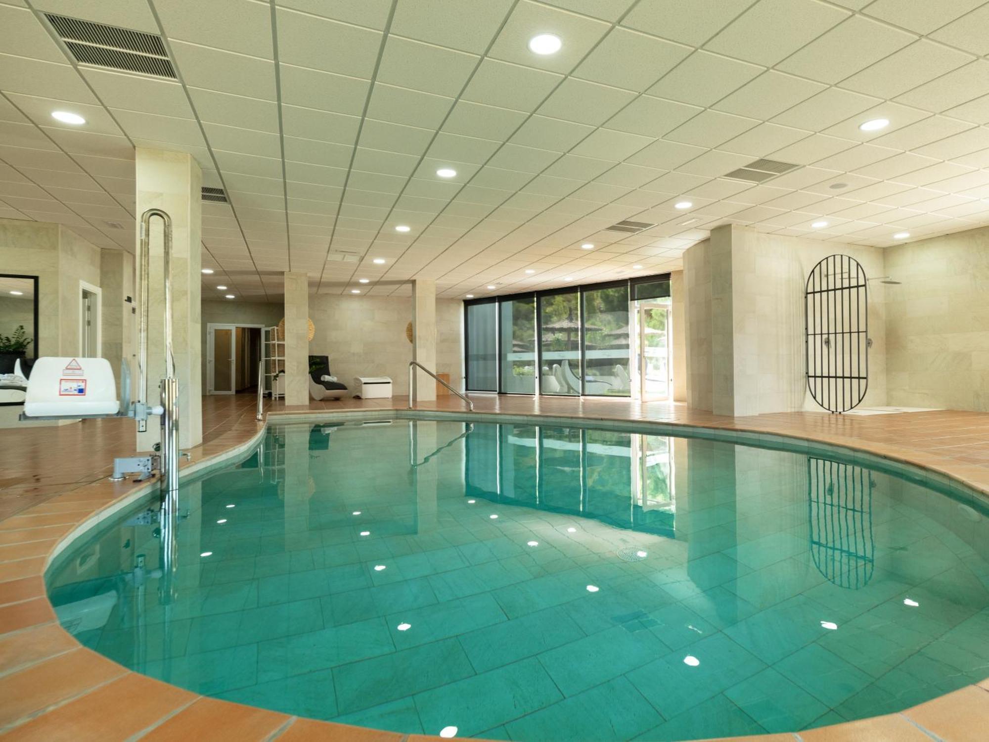 Hotel Altos De Istan Bagian luar foto