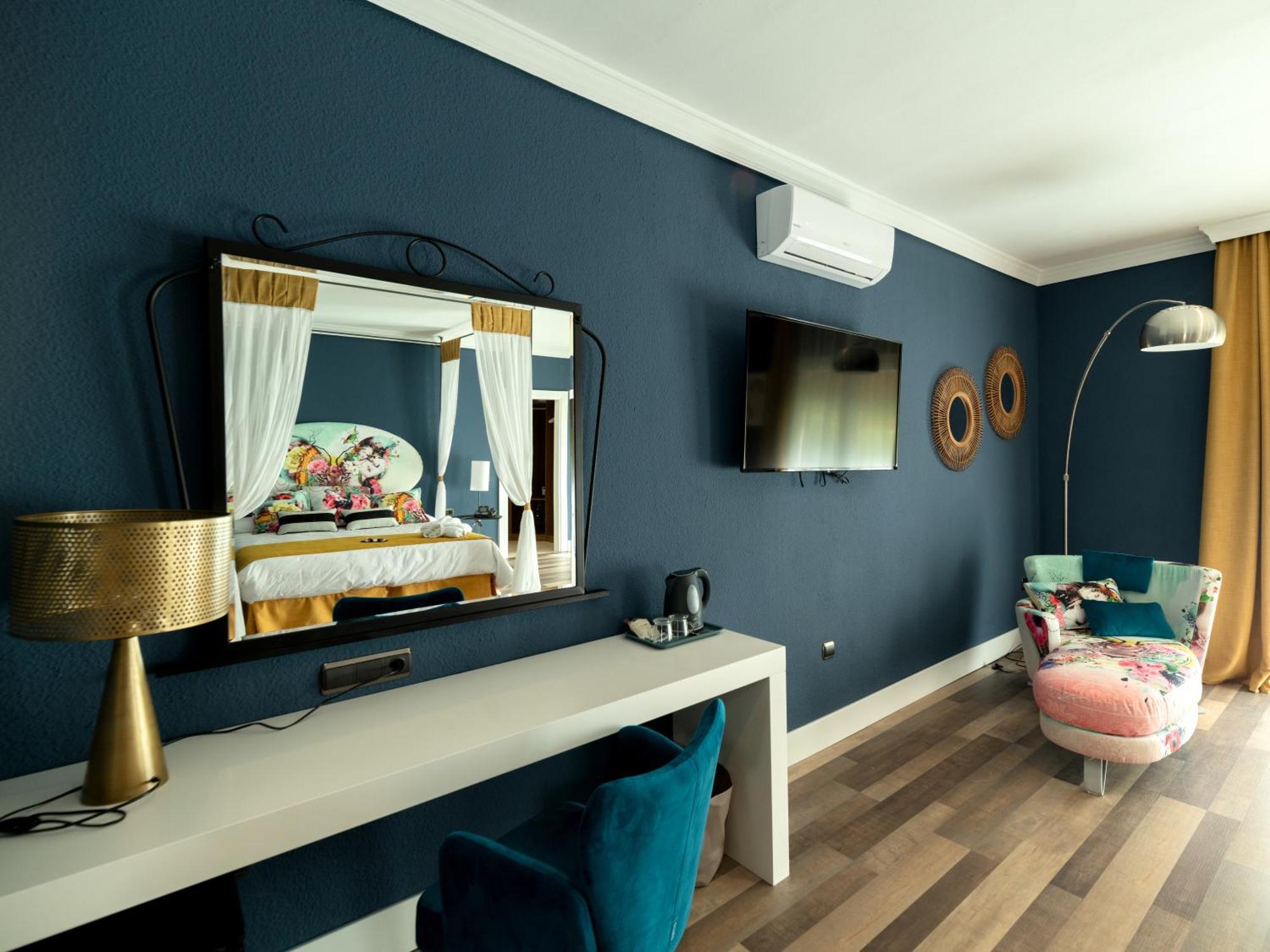 Hotel Altos De Istan Bagian luar foto